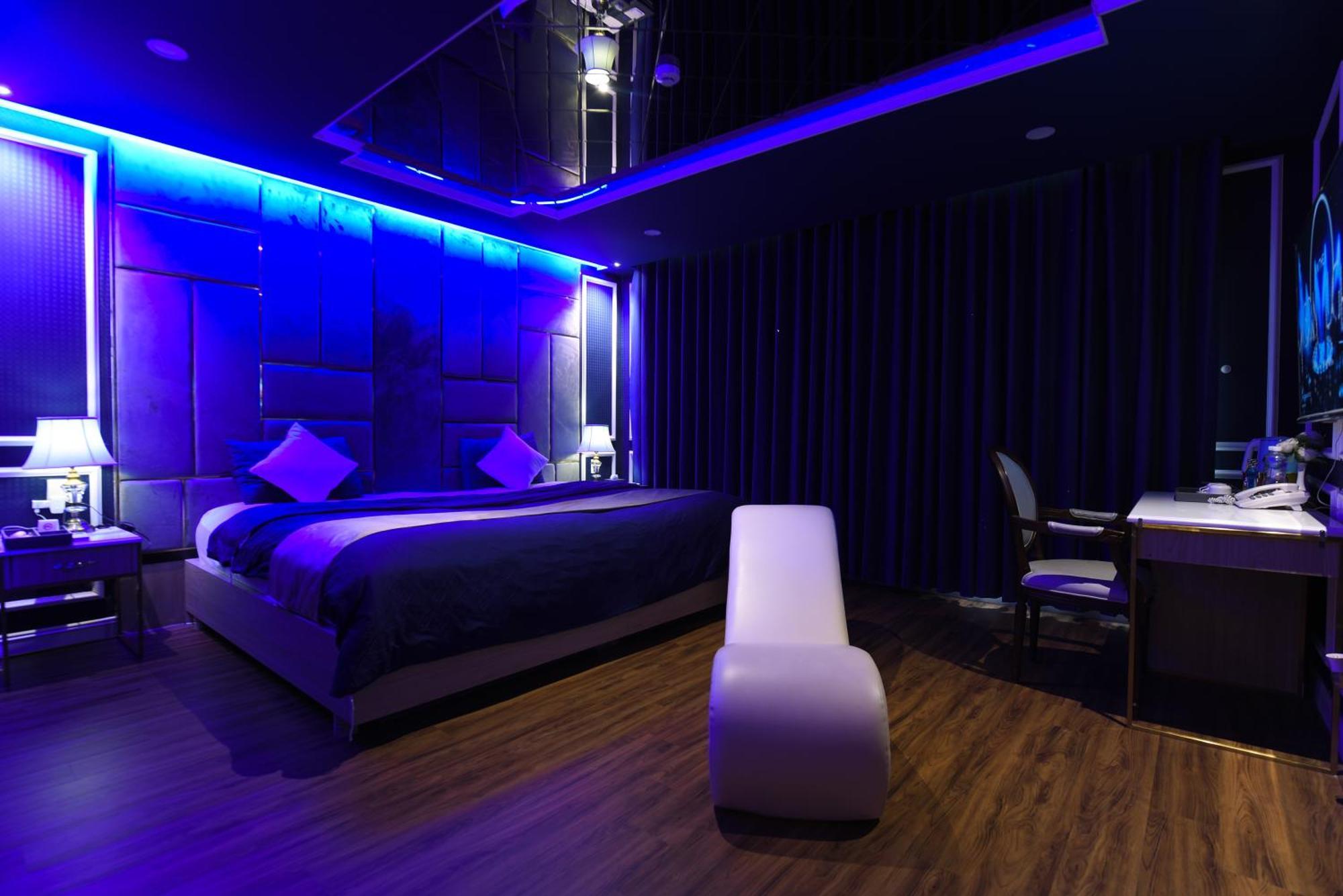 Hotel Chiic House 1 - Khach San Tinh Yeu à Đà Nẵng Extérieur photo